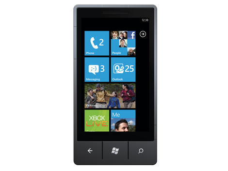 Windows Phone close to Skype app release