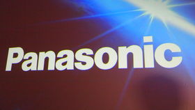 Panasonic brings forth 4K 20" Windows 8 tablet, 56" 4K OLED TV