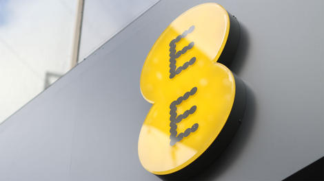EE chief says Orange and T-Mobile 3G contracts are safe for now