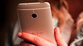 HTC predicts first loss in years, but One selling better than ever