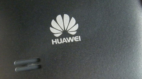 IFA 2014: Supersized Huawei Ascend Mate 7 arrives with iPhone rivalling finger scanner