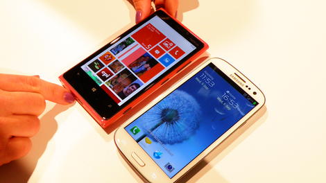 Windows Phone 8 handsets may soon get bigger in addition to sharper