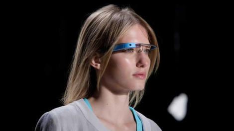 Google Glass 2 is coming soon, and it should be très chic