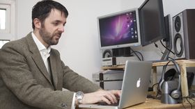 How the experts track a stolen laptop