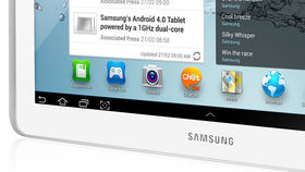Samsung Galaxy Tab 3 Plus shows up with super screen