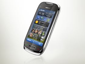 Nokia C7