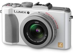 Panasonic LX series to have larger sensor