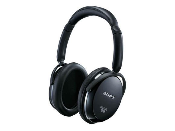 World's 'best' noise-cancelling headphones