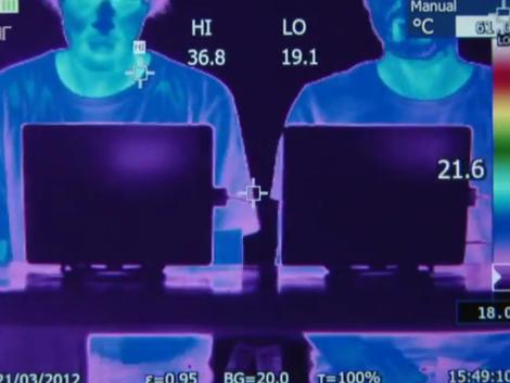 Video: New iPad heat issues shown off in video